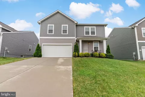 127 Stager Ave, Falling Waters, WV 25419