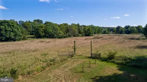 Runnymeade Road, Bunker Hill, WV 25413