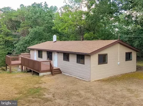388 Fragrance Ln, Hedgesville, WV 25427