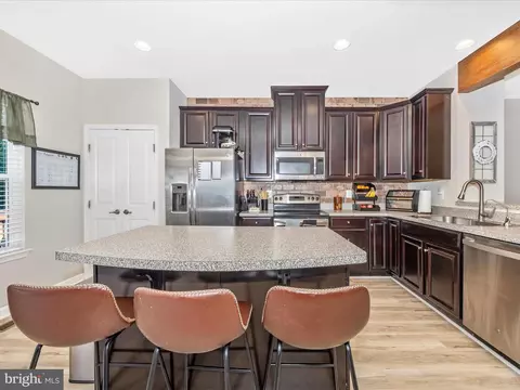 Kitchen - 142 Gauley River Path, Falling Waters, WV 25419 photo 2 of 2