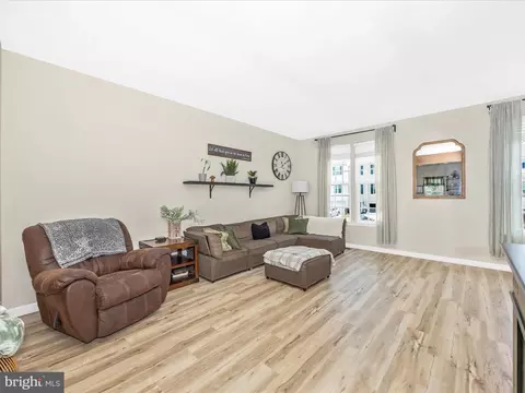 Living - 142 Gauley River Path, Falling Waters, WV 25419 photo 4 of 5