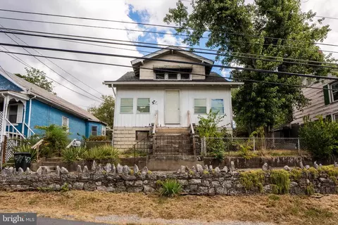 477 E Burke St, Martinsburg, WV 25404