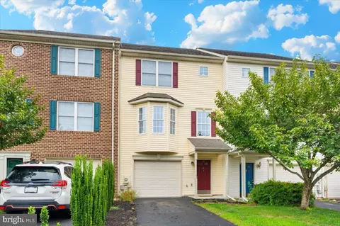 54 Teague Ln, Martinsburg, WV 25404