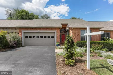 155 Morningside Dr, Falling Waters, WV 25419