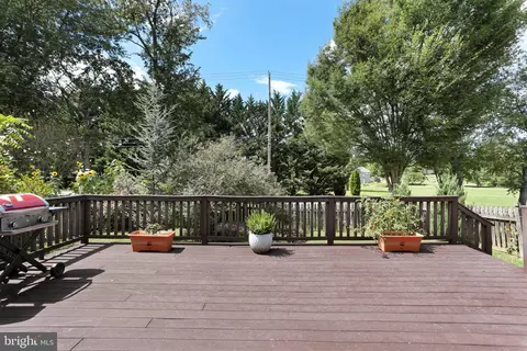 Exterior - 155 Morningside Dr, Falling Waters, WV 25419 photo 4 of 6