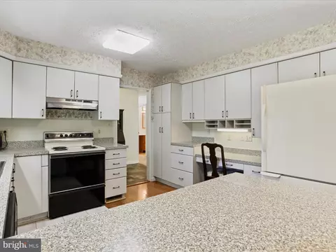 117 Isaiah Ln, Falling Waters, WV 25419 photo 17