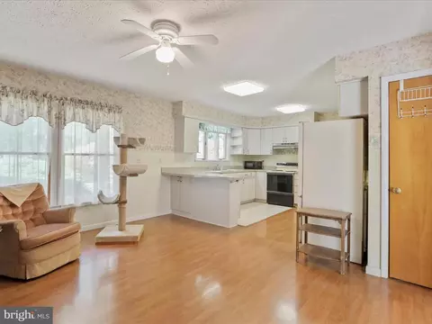117 Isaiah Ln, Falling Waters, WV 25419 photo 11