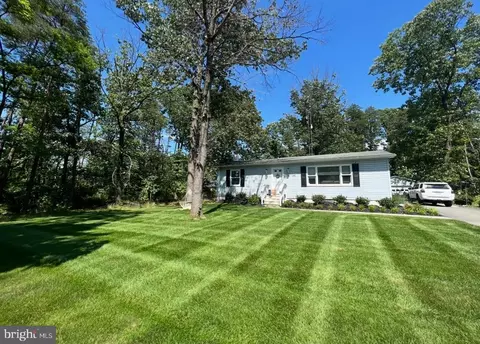 281 Chopwood Dr, Inwood, WV 25428