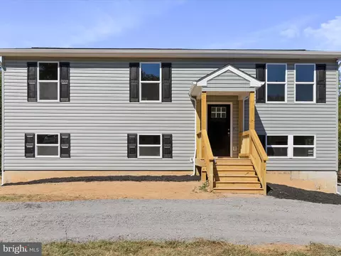 131 Jared Ct, Hedgesville, WV 25427