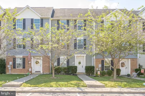 25 Envy Ct, Inwood, WV 25428