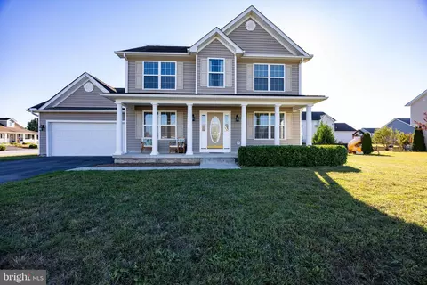 11 Pimlico Path, Martinsburg, WV 25404