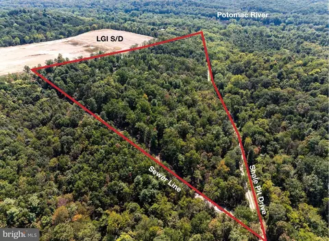 17 33 Ac Shale Pit Dr, Falling Waters, WV 25419