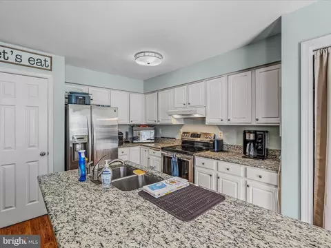 260 Morningside Dr, Falling Waters, WV 25419 photo 12