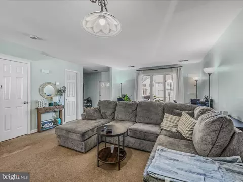 260 Morningside Dr, Falling Waters, WV 25419 photo 6