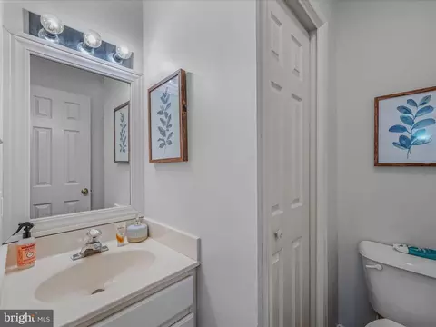260 Morningside Dr, Falling Waters, WV 25419 photo 8