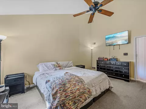260 Morningside Dr, Falling Waters, WV 25419 photo 17