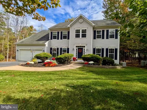 350 Rotterham Dr, Hedgesville, WV 25427