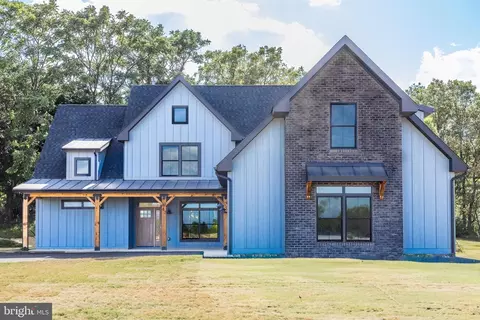 47 Midland Ct, Martinsburg, WV 25403