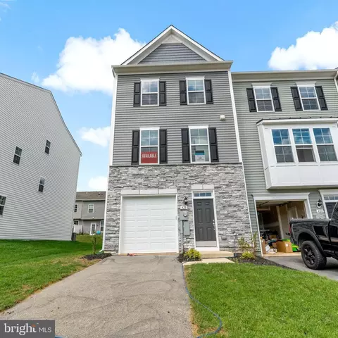 428 Husky Trl, Martinsburg, WV 25403