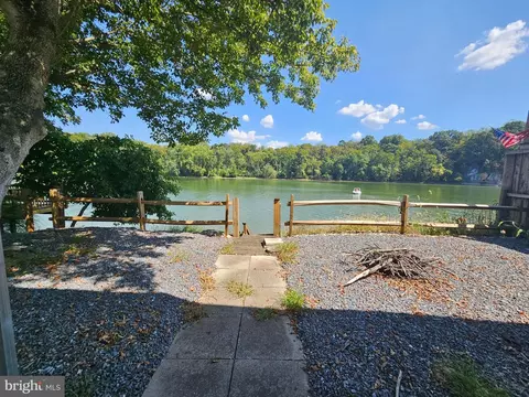 Block 1 Lot 36 Boo Boo Blvd, Falling Waters, WV 25419