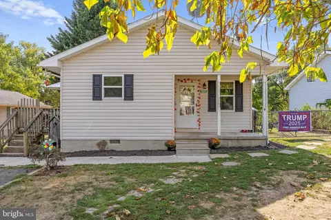 320 Twigg Dr, Martinsburg, WV 25404