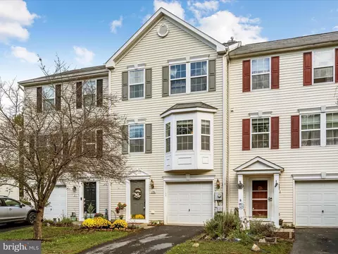 179 Scarboro Dr, Bunker Hill, WV 25413