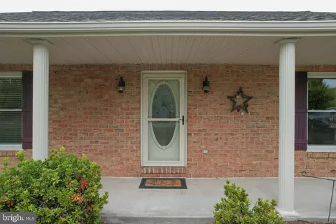 Exterior - 162 Robins Ln, Falling Waters, WV 25419 photo 8 of 10
