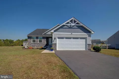 200 Laxfield Ct, Martinsburg, WV 25405