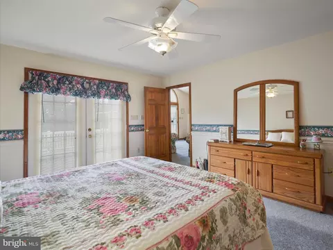350 Ashton Dr, Falling Waters, WV 25419 photo 22