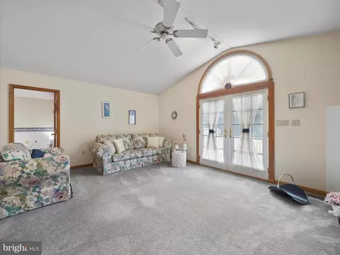 350 Ashton Dr, Falling Waters, WV 25419 photo 12