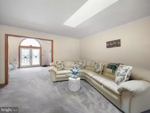 350 Ashton Dr, Falling Waters, WV 25419 photo 8