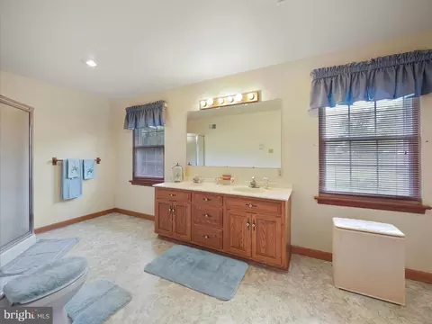 350 Ashton Dr, Falling Waters, WV 25419 photo 24