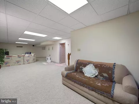 350 Ashton Dr, Falling Waters, WV 25419 photo 33