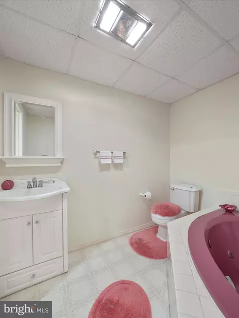 350 Ashton Dr, Falling Waters, WV 25419 photo 40