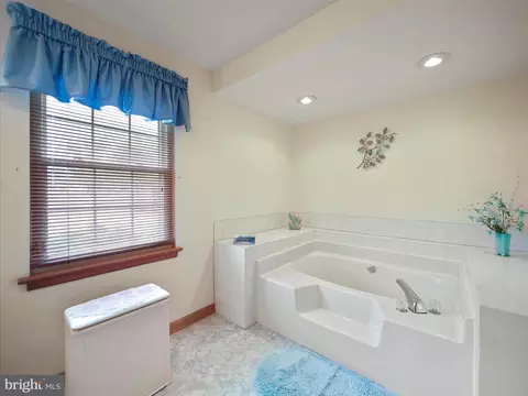 350 Ashton Dr, Falling Waters, WV 25419 photo 25