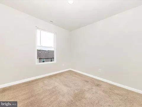 136 Cramsford St, Falling Waters, WV 25419 photo 33