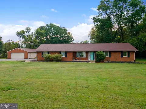 1414 Kitchens Orch, Falling Waters, WV 25419