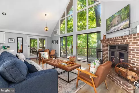 228 Clubhouse Rdg, Hedgesville, WV 25427