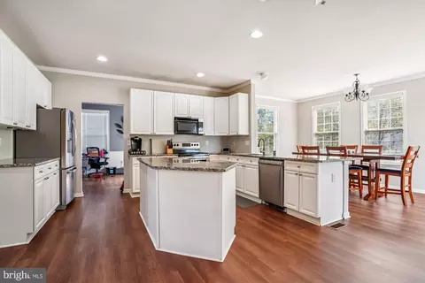 Kitchen - 372 Brandenburg Dr, Falling Waters, WV 25419 photo 1 of 2