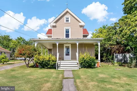 9157 Williamsport Pike, Falling Waters, WV 25419