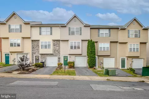 23 Talia Dr, Inwood, WV 25428