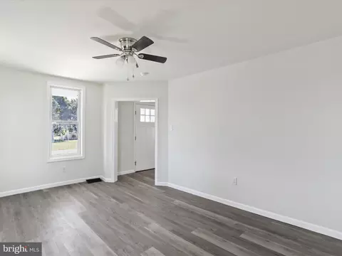 Living - 3223 Grade Rd, Falling Waters, WV 25419 photo 1 of 4