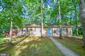 233 Budding Dogwood, Bunker Hill, WV 25413