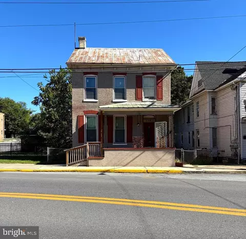 539 N Queen St, Martinsburg, WV 25401