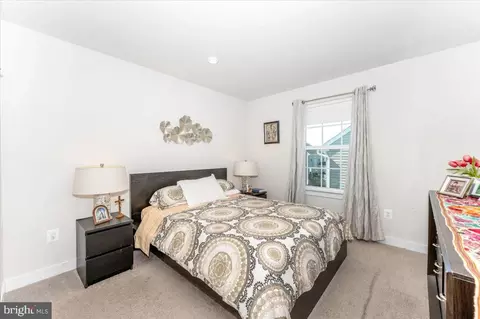 76 Vancouver Pl, Falling Waters, WV 25419 photo 30