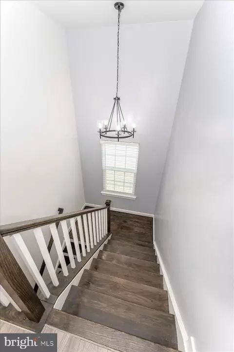 76 Vancouver Pl, Falling Waters, WV 25419 photo 22
