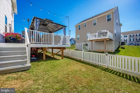 76 Vancouver Pl, Falling Waters, WV 25419 photo 53