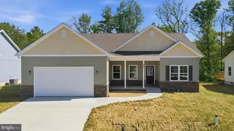 203 Larimar Ln, Inwood, WV 25428