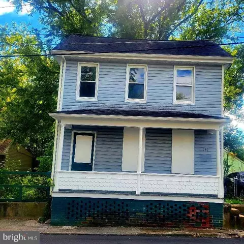210 Frederick St, Martinsburg, WV 25404