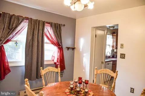 939 Loop Rd, Gerrardstown, WV 25420 photo 11